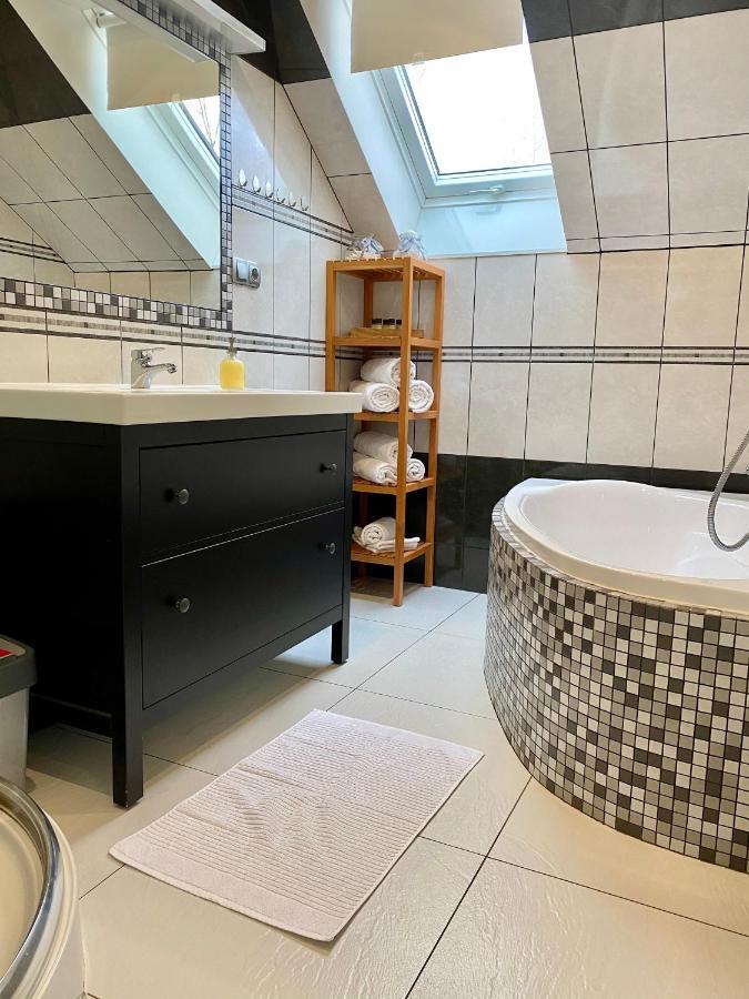 P&P Apartmany Bojnice Exteriör bild