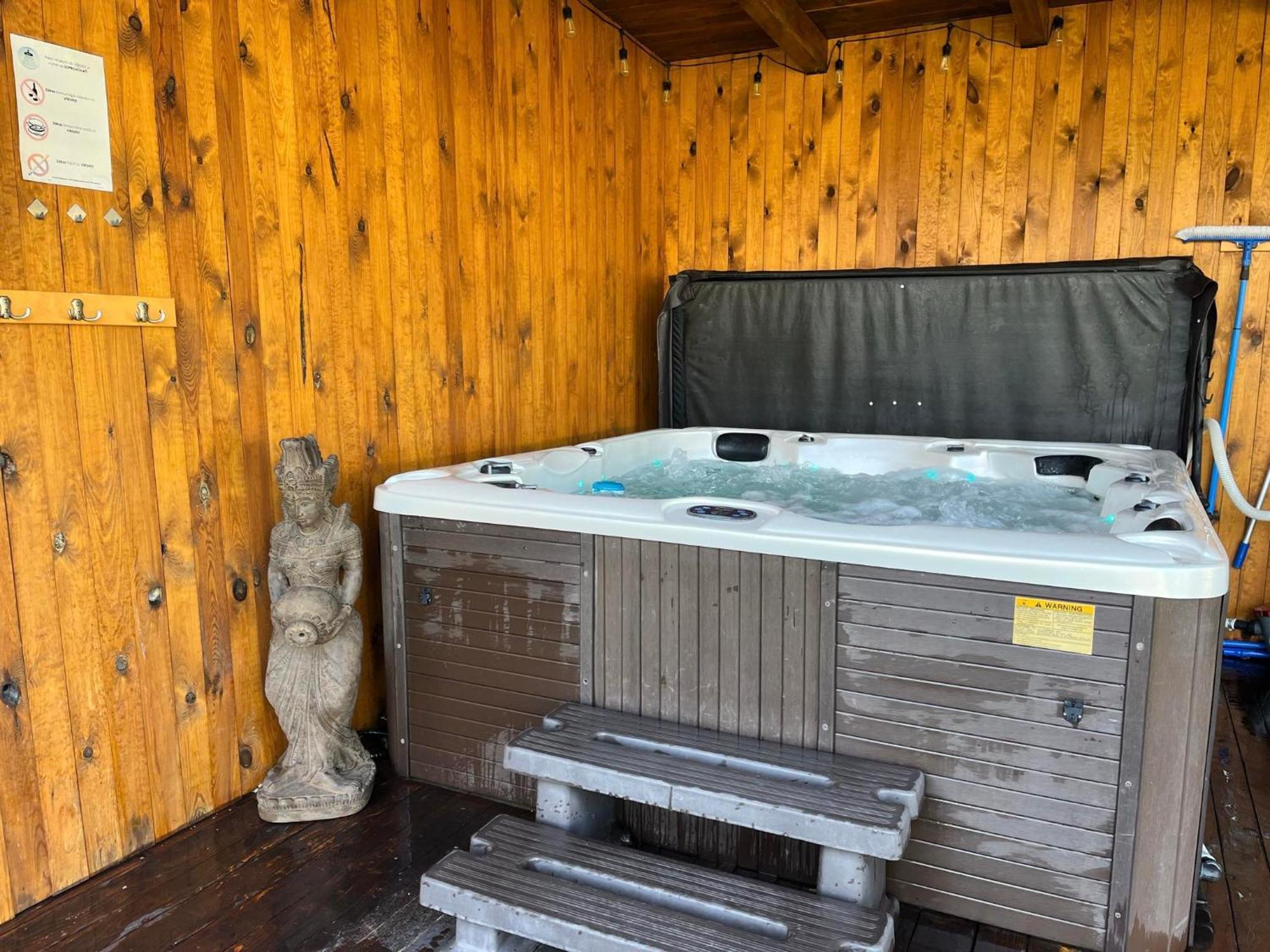 P&P Apartmany Bojnice Exteriör bild